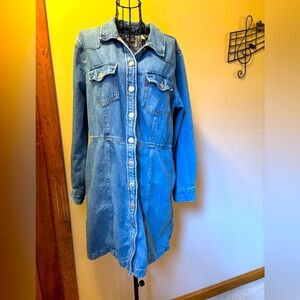 Levi’s Women’s Flynn Western Cotton Denim Button-Up Dress XL color Ringing Bells